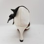 Ladina tantsukingad - valge satiin, musta värvi satiinist lipsuke, konts 7,5 cm