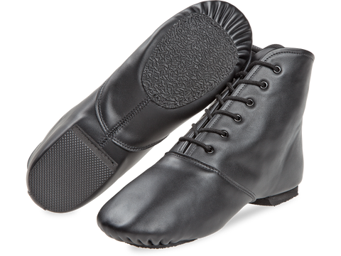 Garda saapad on poolitatud tallaga ja valmistatud nappa-nahast