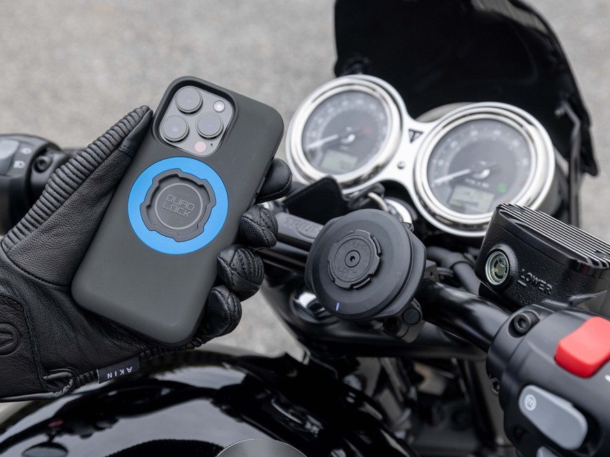 Quad Lock Waterproof Wireless Charging Head 12-24V | MOTOKAUP.EE