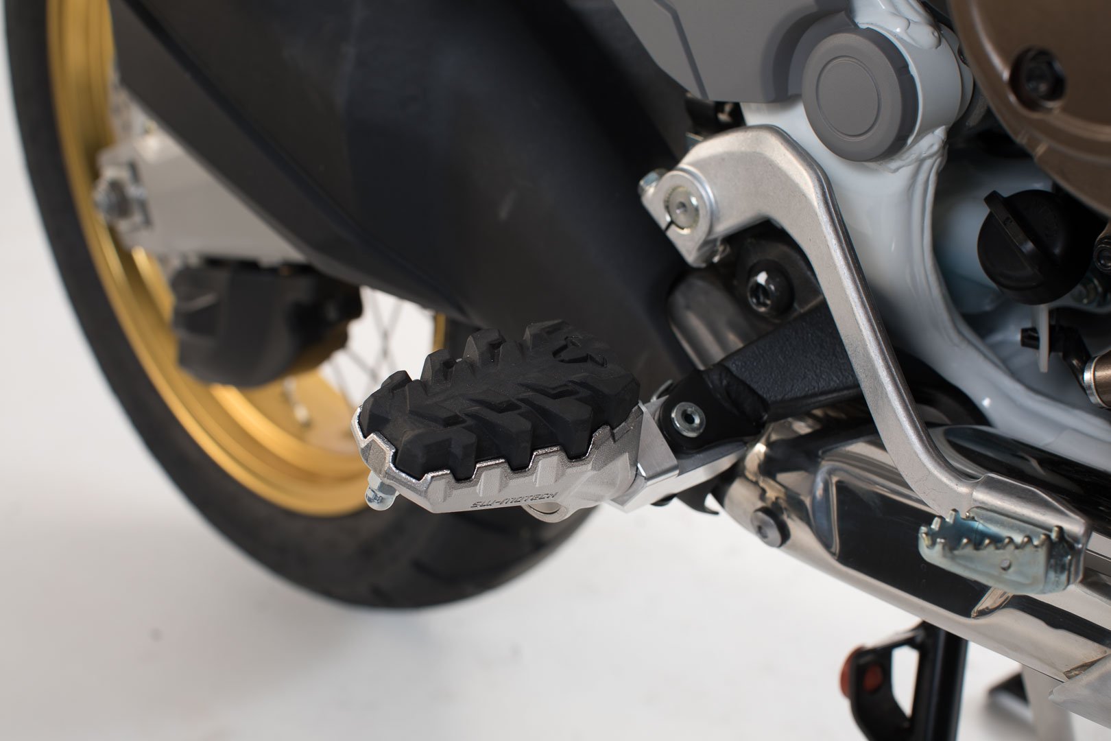 SW-Motech EVO jalaraudade komplekt Honda CRF1000L Africa Twin / Adv Sports (18-)