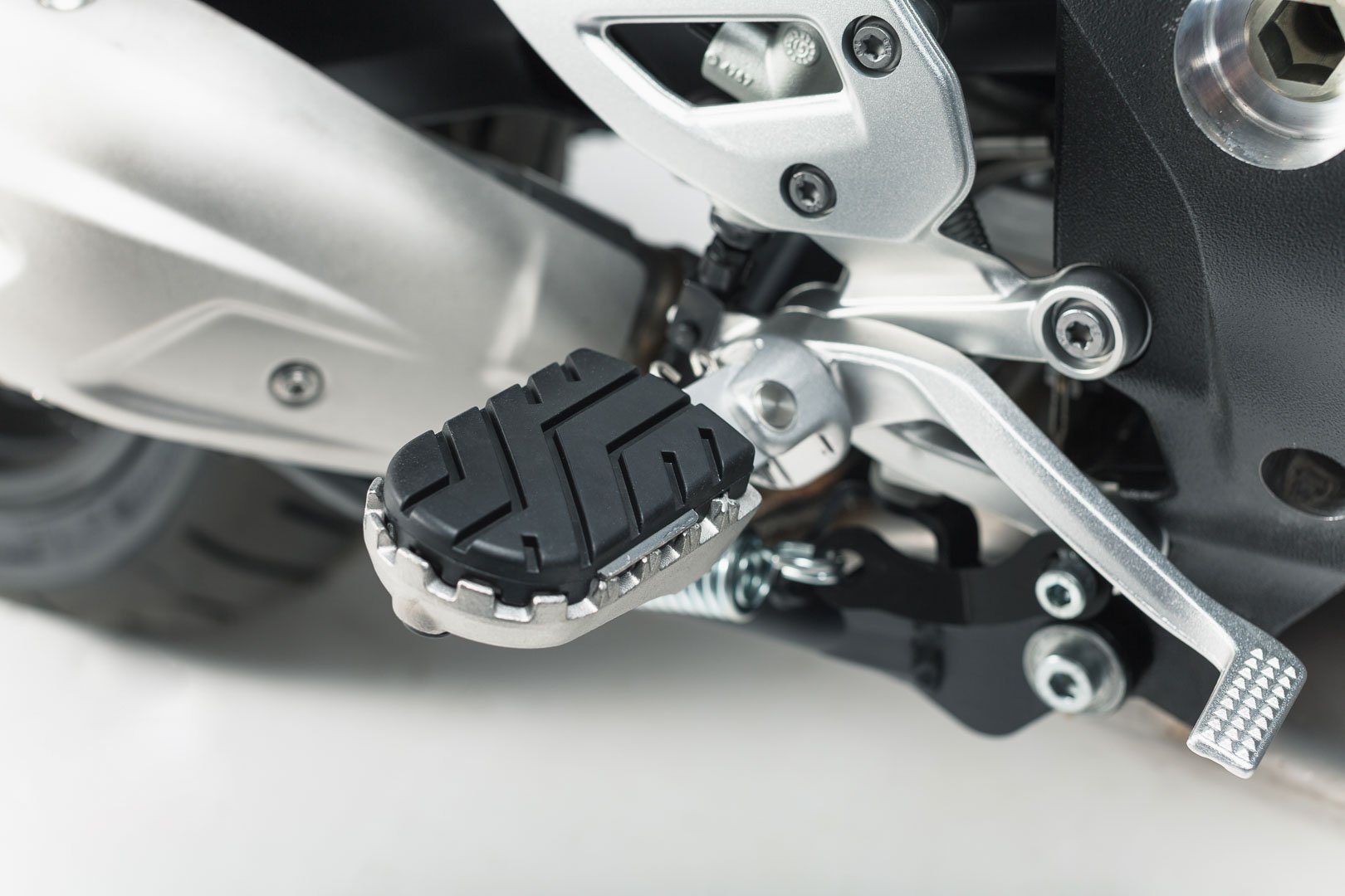 SW-Motech ION jalaraudade komplekt BMW S 1000 XR (15-), F 750/ 850 GS (18-)