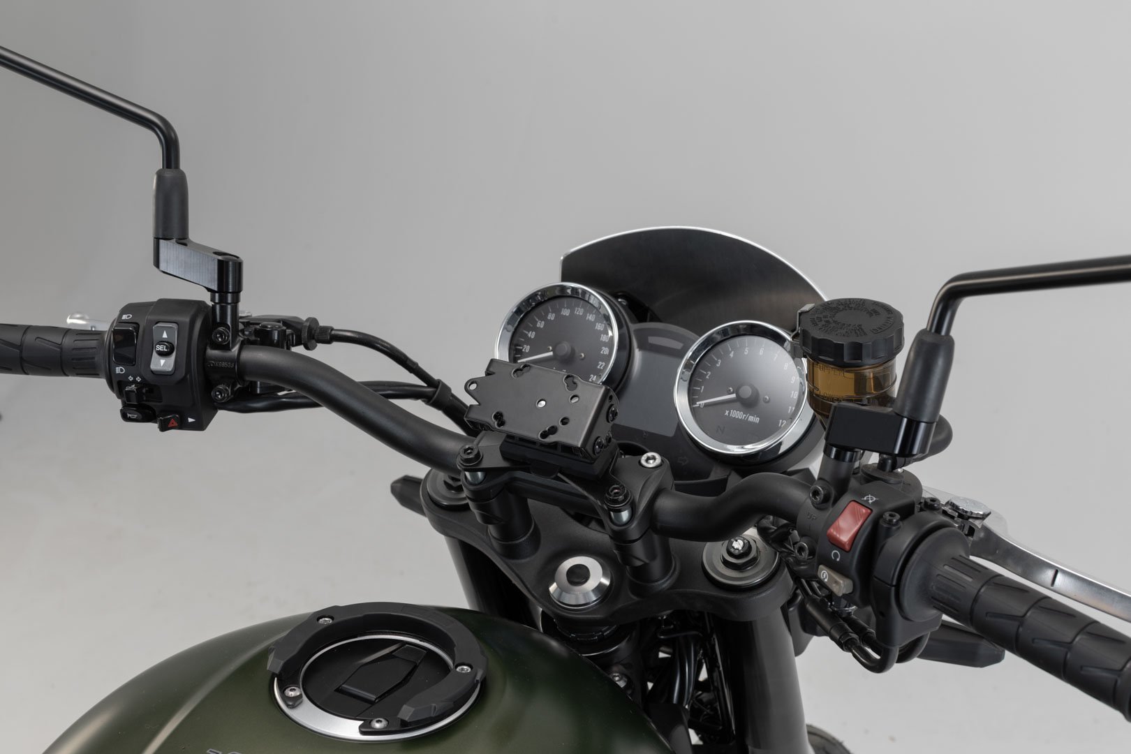 SW-Motech GPS mount for cockpit (black) Kawasaki Z900RS/ Cafe (17-)