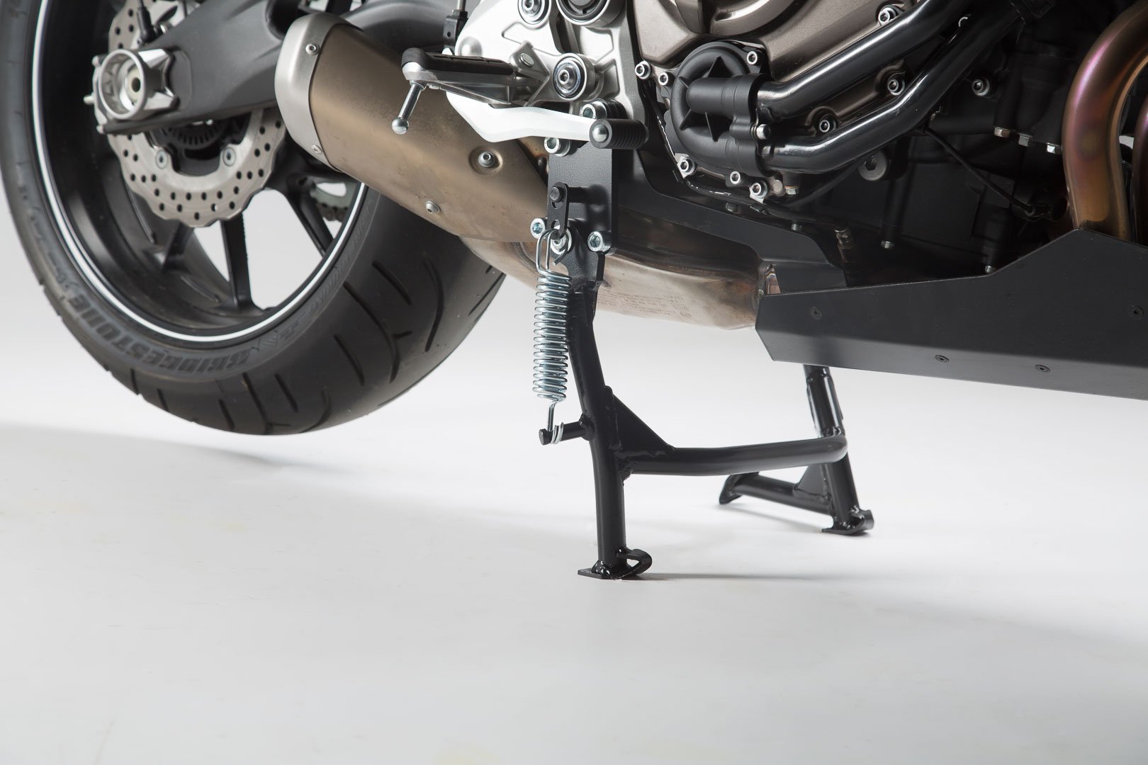 SW-Motech centerstand (black) Yamaha MT-07(13-)/Tracer/MotoCage(15-)