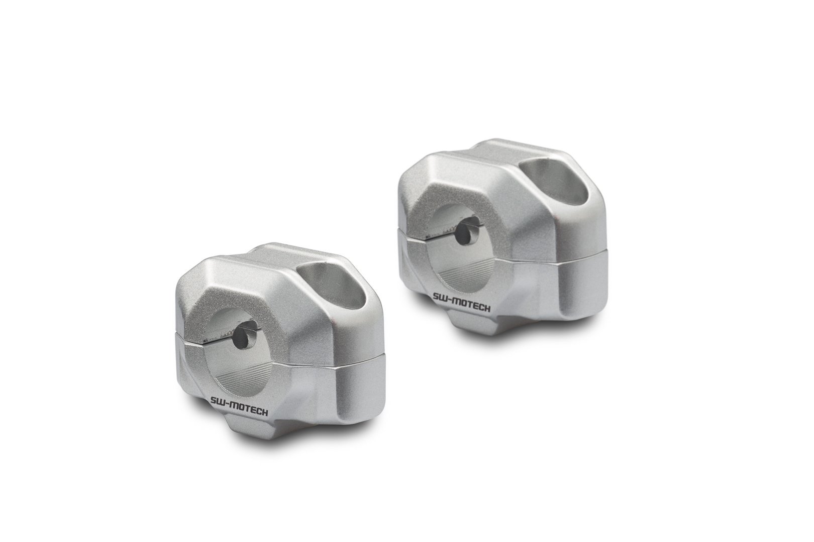 SW-Motech подступенок руля для Ø 22 H=15 mm (серебряный)