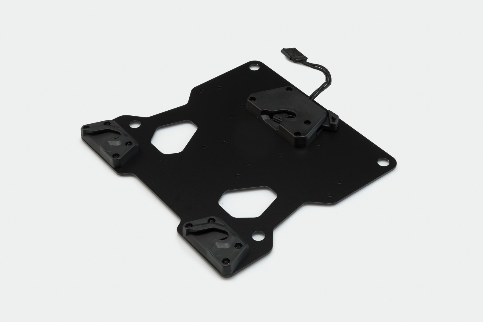 SW-Motech SysBag 15 vasak adapterplaat (must)