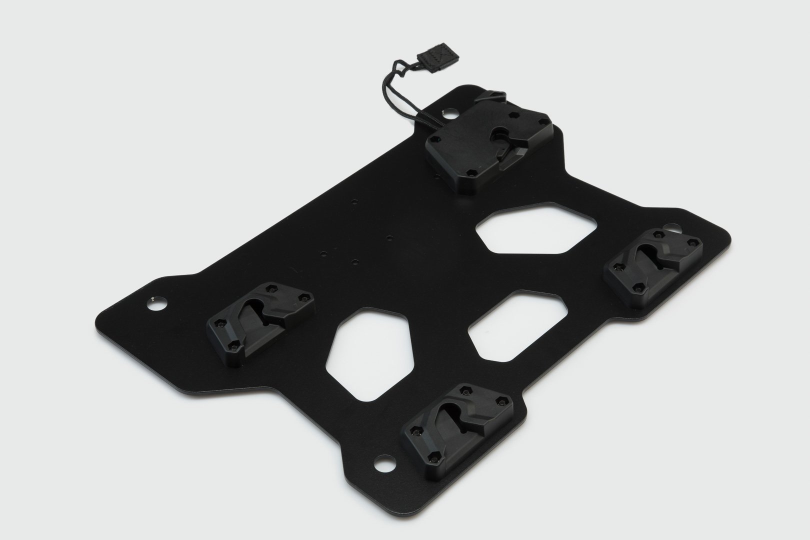 SW-Motech SysBag 30 parem adapterplaat (must)