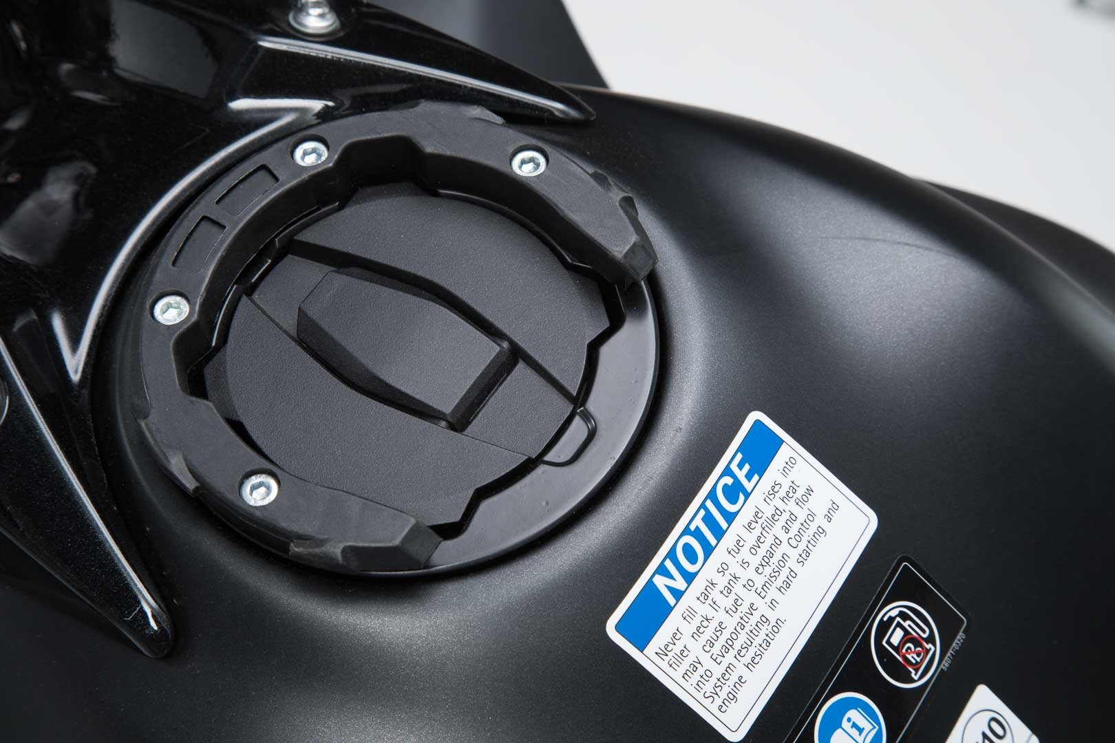 SW-Motech  EVO paagirõngas (must) Kawasaki Z650 (16-)