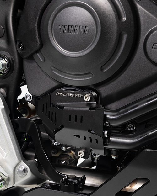 Защита водяного насоса Crosspro из нержавеющей стали (черная) – Yamaha Tenere 700 / Explore / Extreme / Rally / World Raid / World Rally (2020–2025)