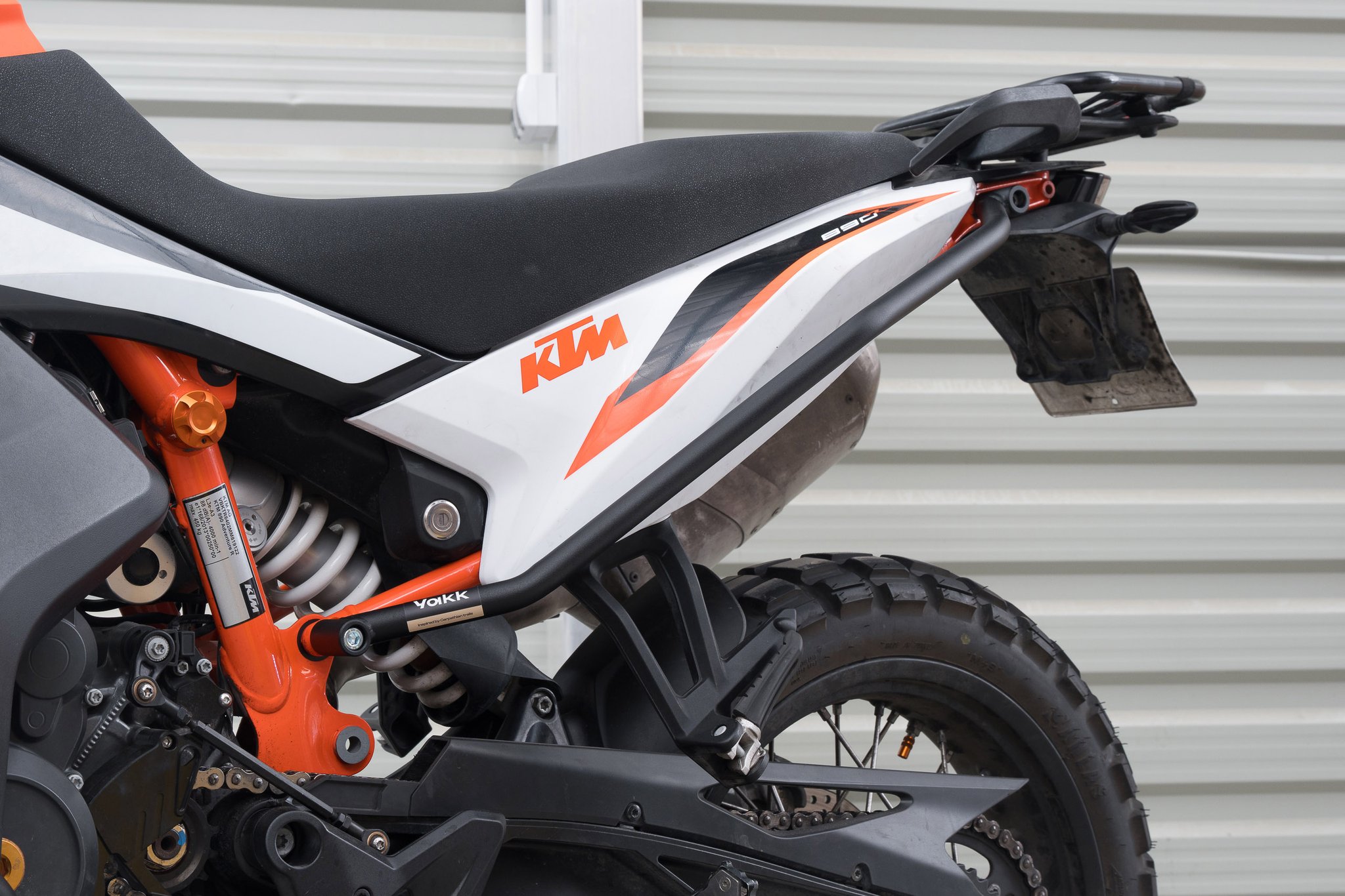 Yakk EXP tagumised kukkumisrauad (must) KTM 790 Adventure (19-24), KTM 890 Adventure (20-25)