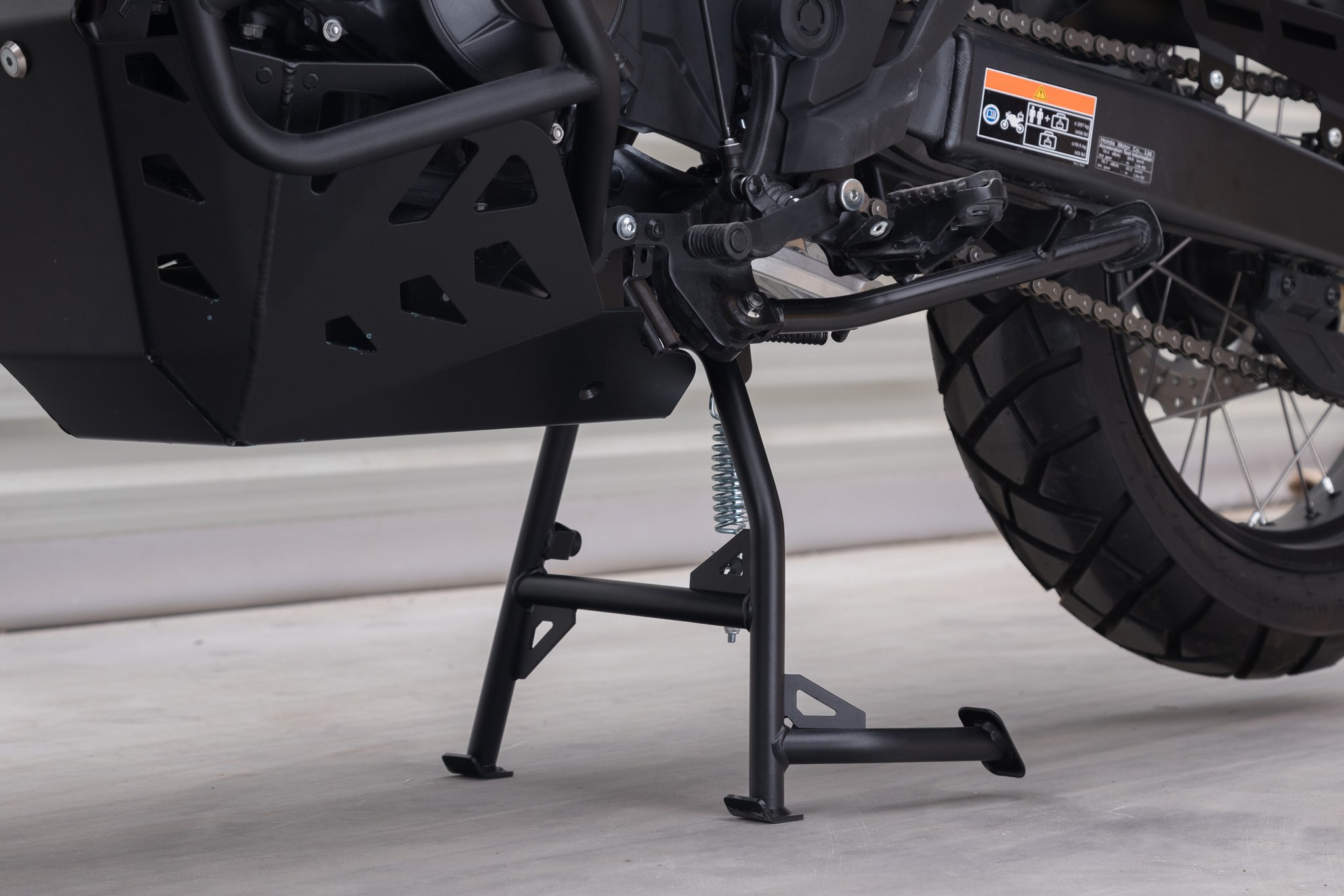 Yakk EXP Central Stand (black) Honda XL 750 Transalp (23-25)