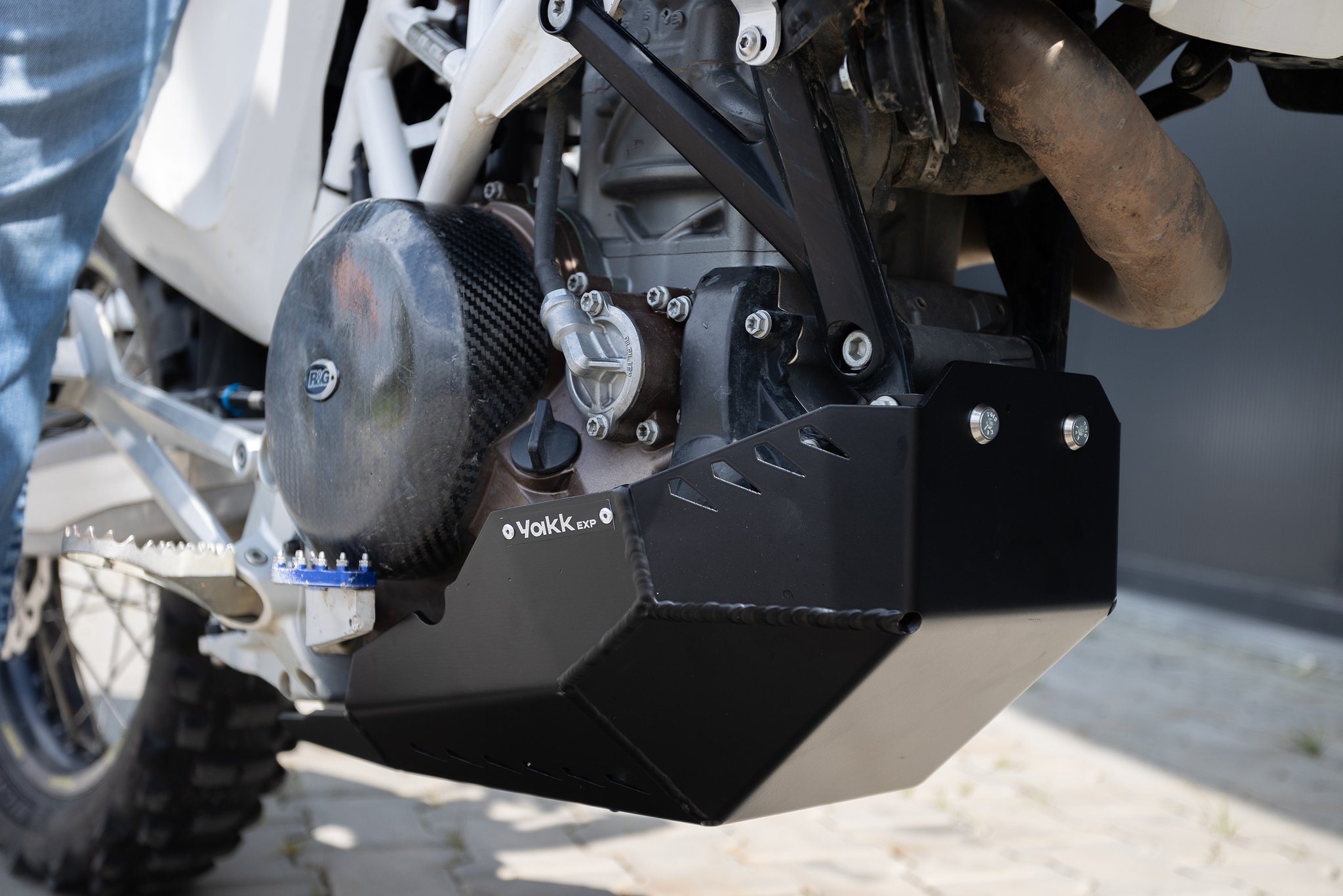 Yakk EXP защита двигателя (чёрная) для Husqvarna 701, KTM 690, GasGas 700 (16-25)