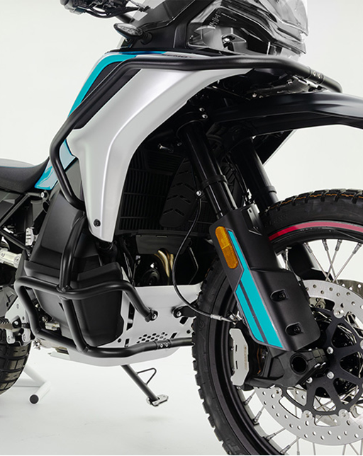 Crosspro alumiininen ylempi moottorinsuojarauta (musta) CF Moto 800 MT-X 2025