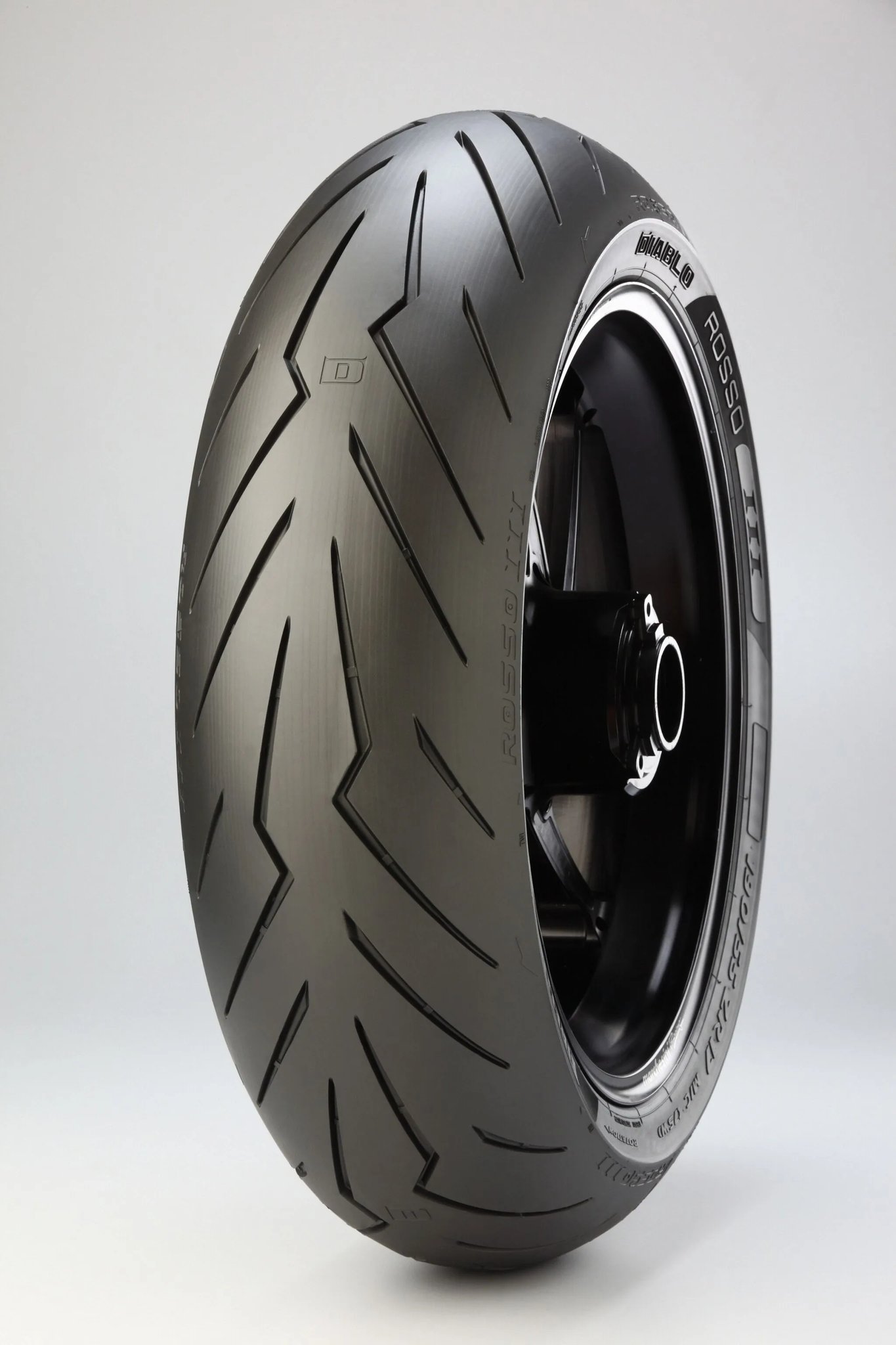 Pirelli Diablo Rosso III 150/60 R 17 M/C 66H TL R rengas (4454300)