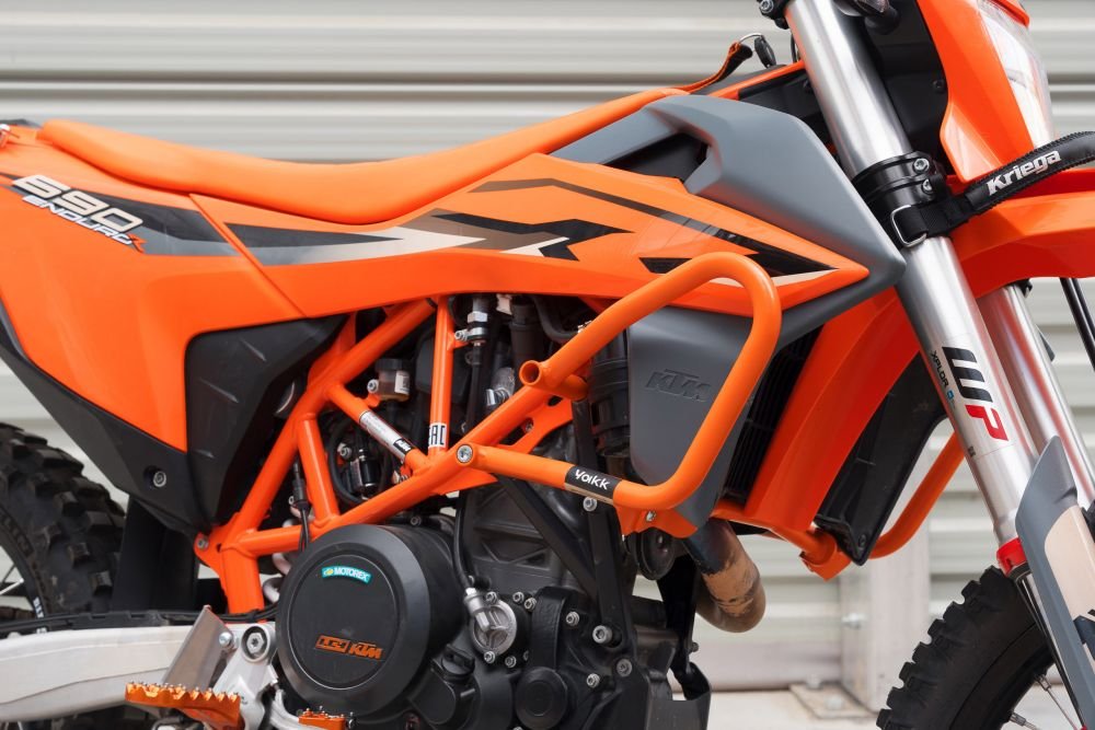 Yakk EXP защитные дуги (оранжевый) для Husqvarna 701 Enduro/Supermoto (16-25), KTM 690 (19-25), Gas Gas 700 ES/SM (22-25)