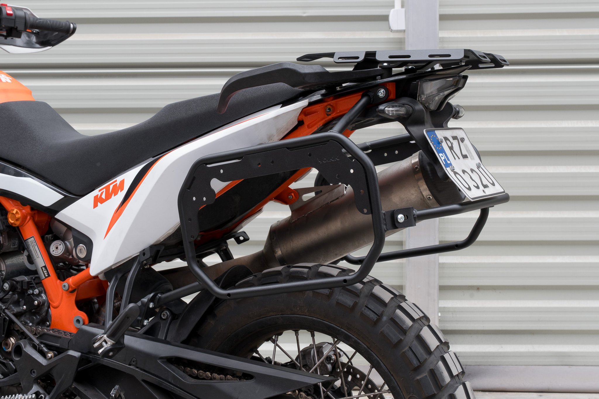 Yakk EXP sivulaukkuteline (musta) KTM 790 Adventure (19-24), KTM 890 Adventure (20-25)