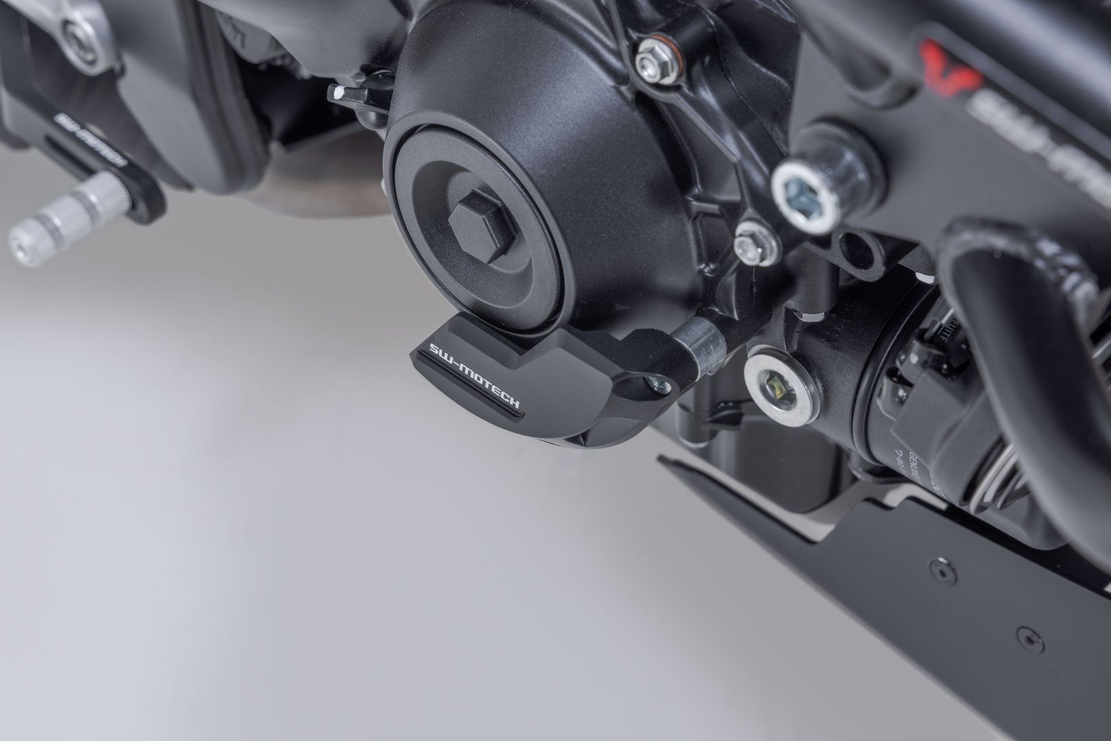 SW-Motech moottorikannen suojus Honda CB1000 Hornet (24-)