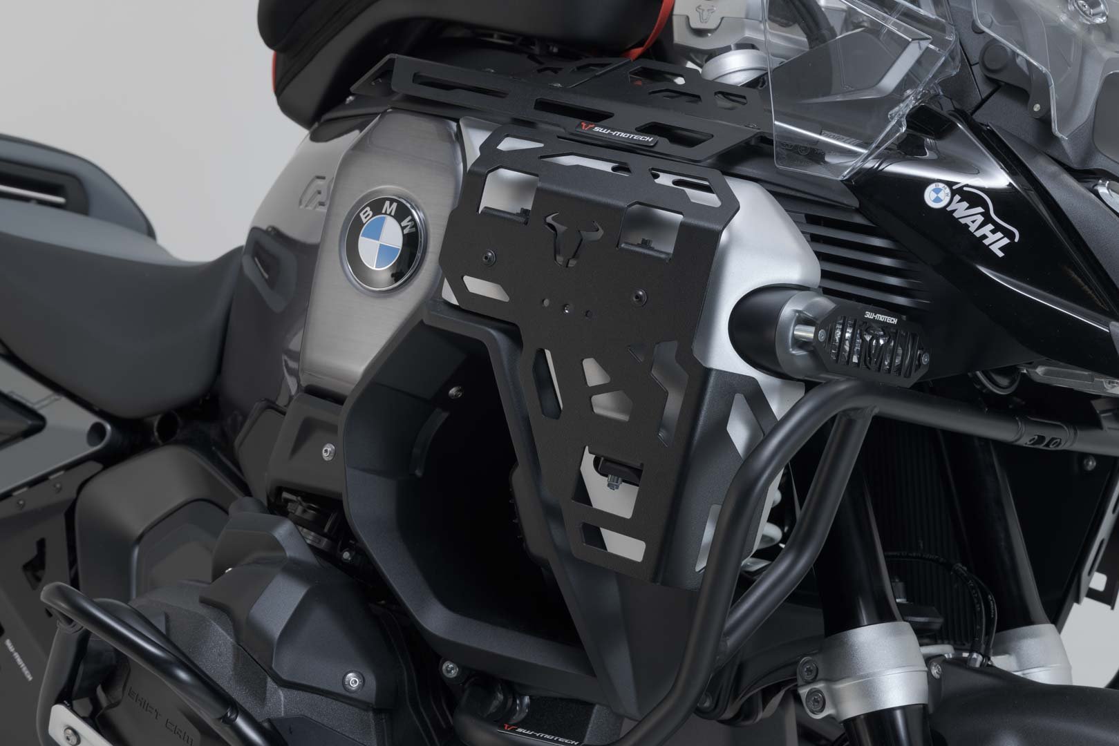 SW-Motech küljekandur (must) BMW R 1300 GS Adventure (24-)