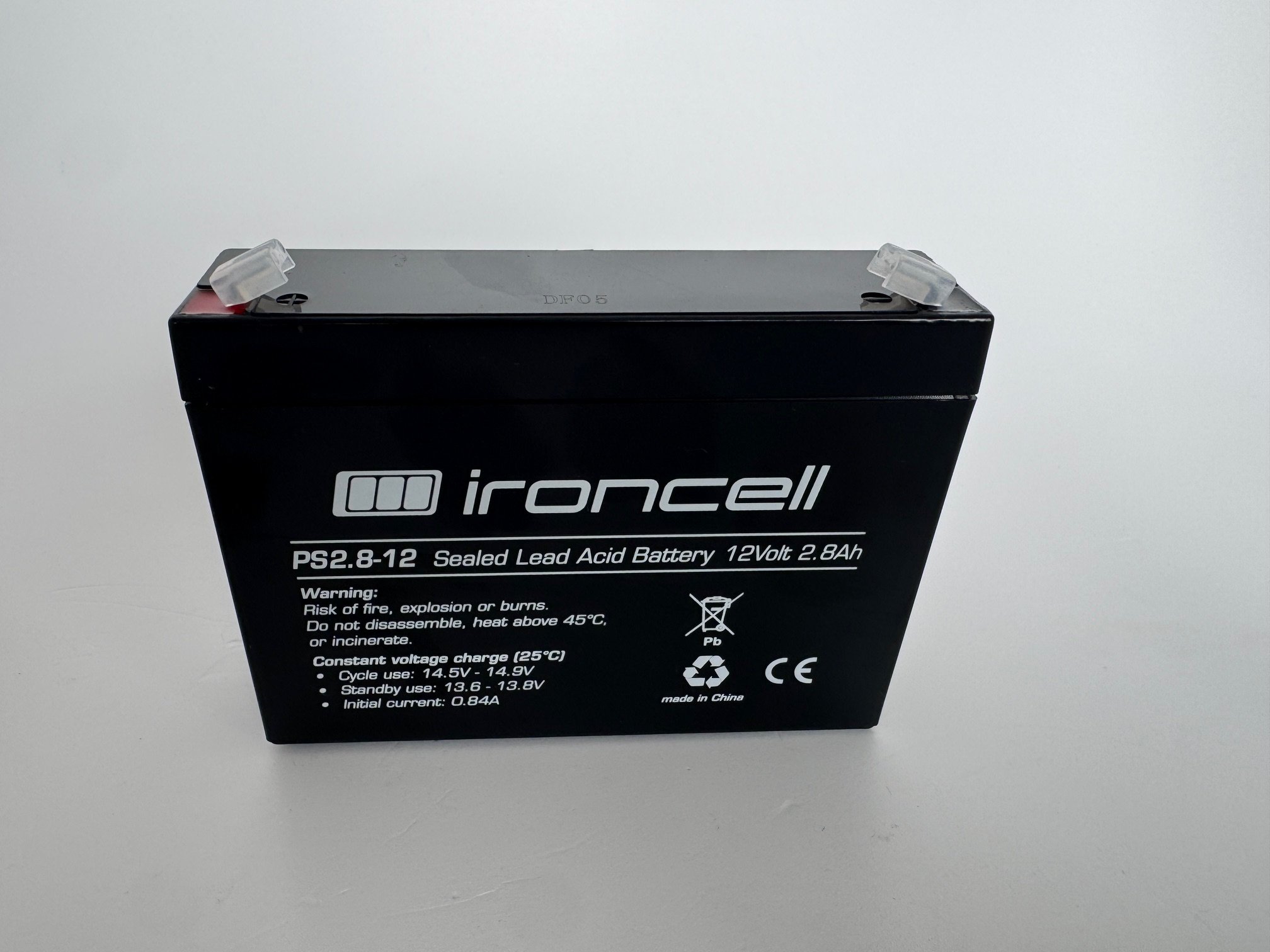 Ironcell 12V 2,8Ah T1 lyijyakku UPS- ja varakäyntijärjestelmiin