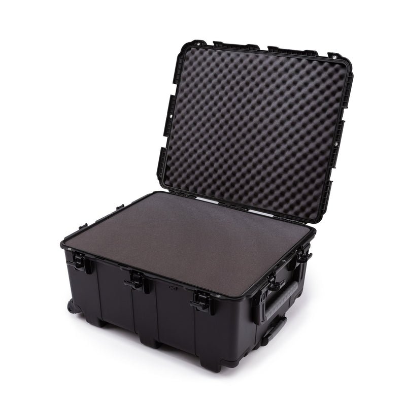 Nanuk 976 must ratastega turvakohver 208L (pehmendusega)